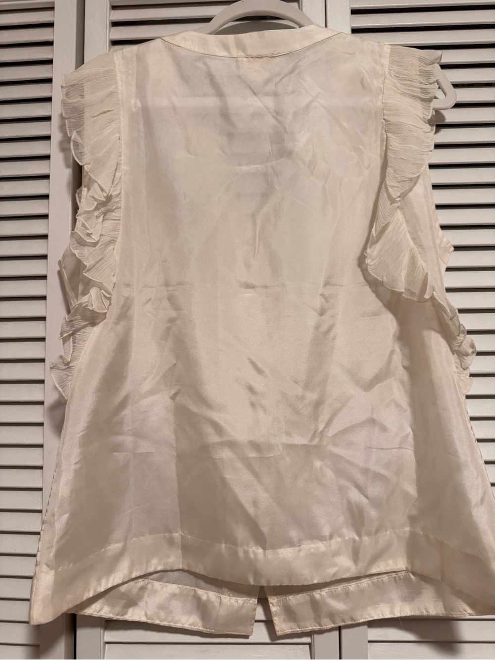 GAT RIMON Cream Ruffled Sleeveless Button-Front Silk Top - Picture 7 of 8